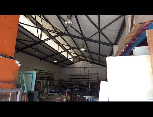 284M² MINI FACTORY TO LET IN MAITLAND